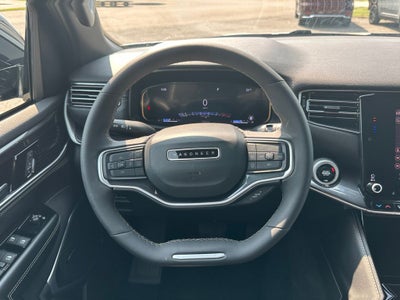 2024 Jeep Wagoneer Base
