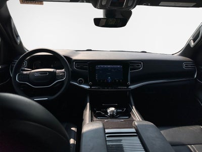 2024 Jeep Wagoneer Base
