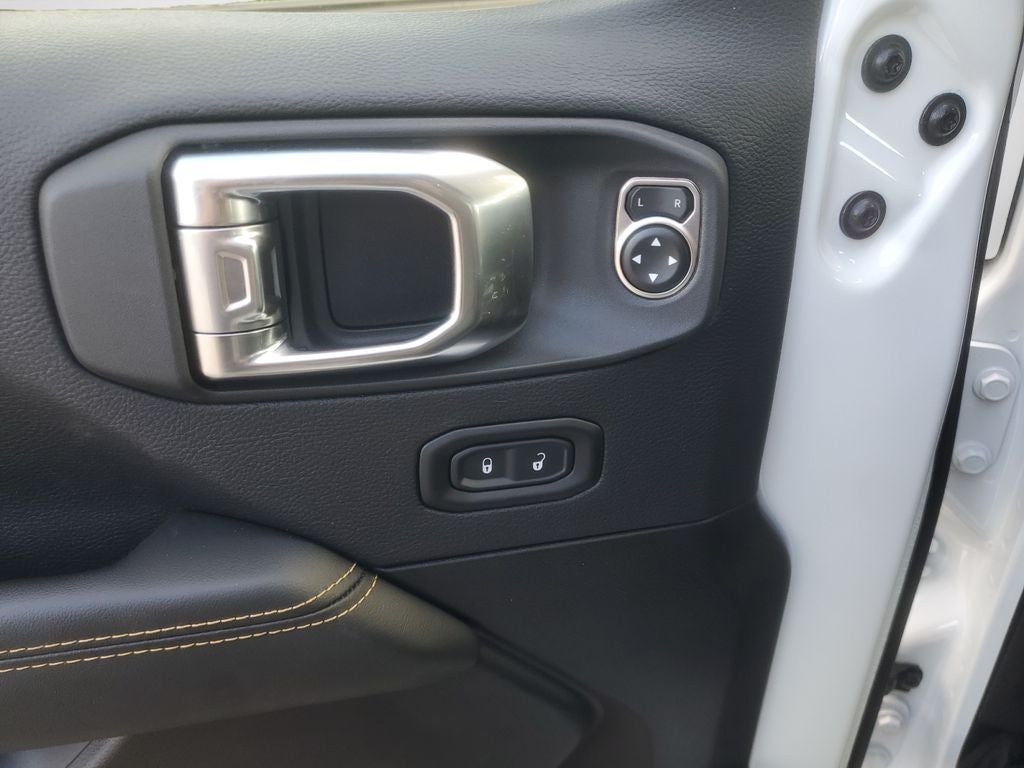 2025 Jeep Gladiator High Tide