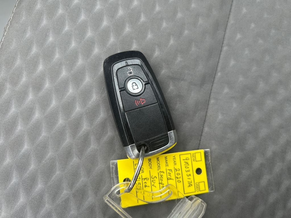 2020 Ford Escape SE