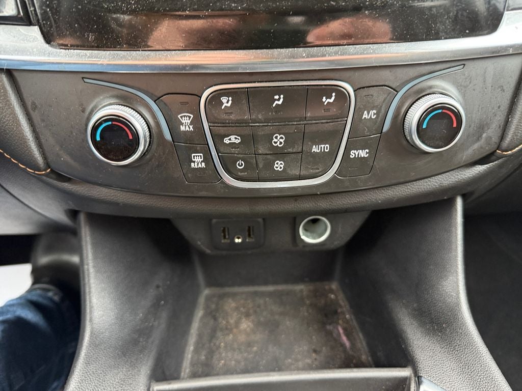 2021 Chevrolet Traverse LS