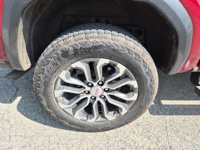 2024 GMC Canyon Denali