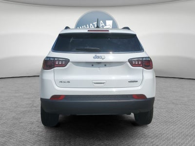 2023 Jeep Compass Latitude Lux