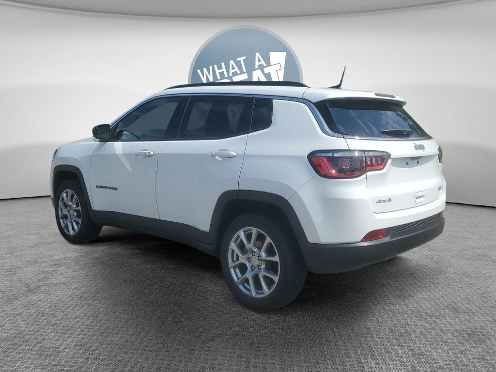2023 Jeep Compass Latitude Lux