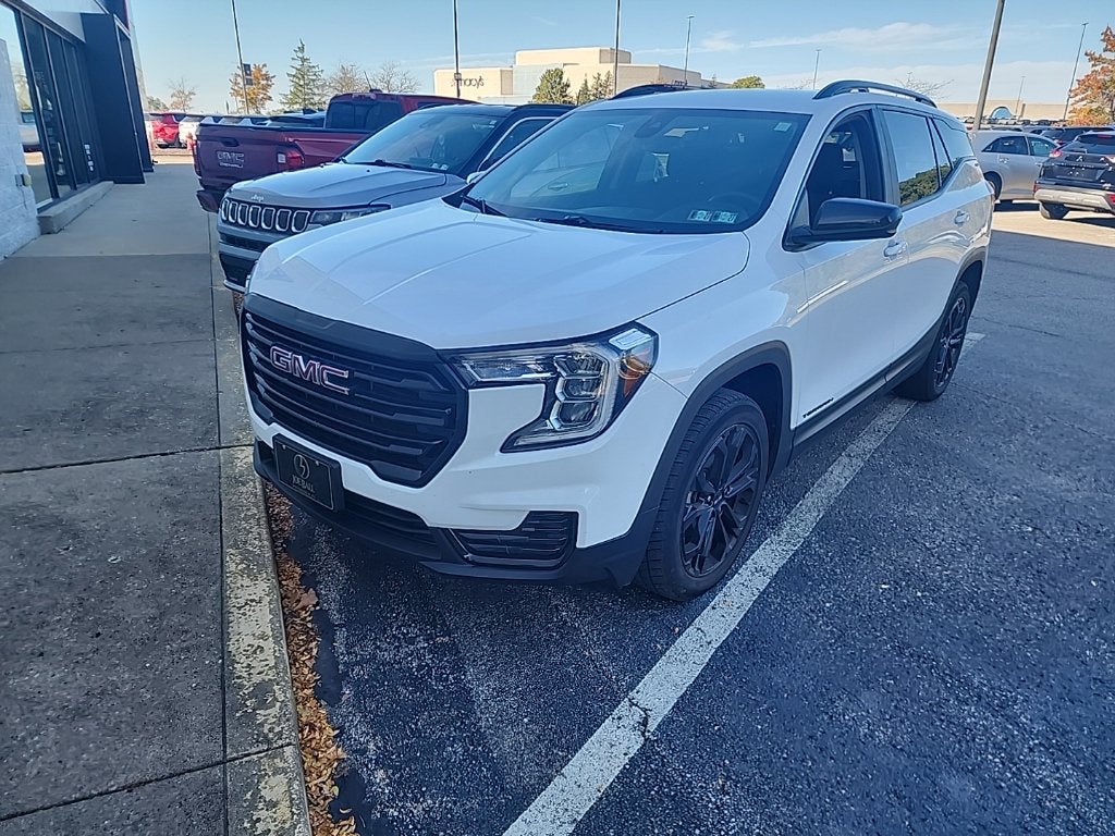 2022 GMC Terrain SLE