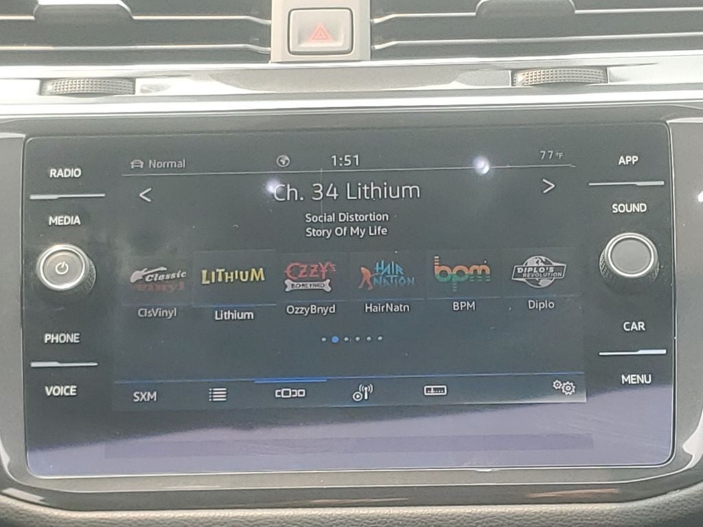 2023 Volkswagen Tiguan 2.0T SE R-Line Black