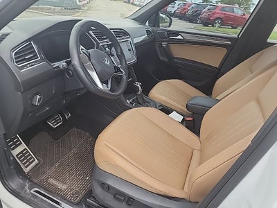 2024 Volkswagen Tiguan 2.0T SE R-Line Black