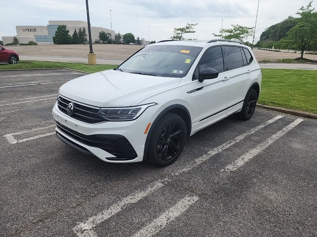 2024 Volkswagen Tiguan 2.0T SE R-Line Black