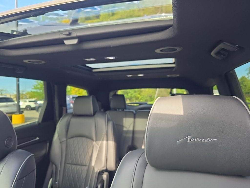 2023 Buick Enclave Avenir