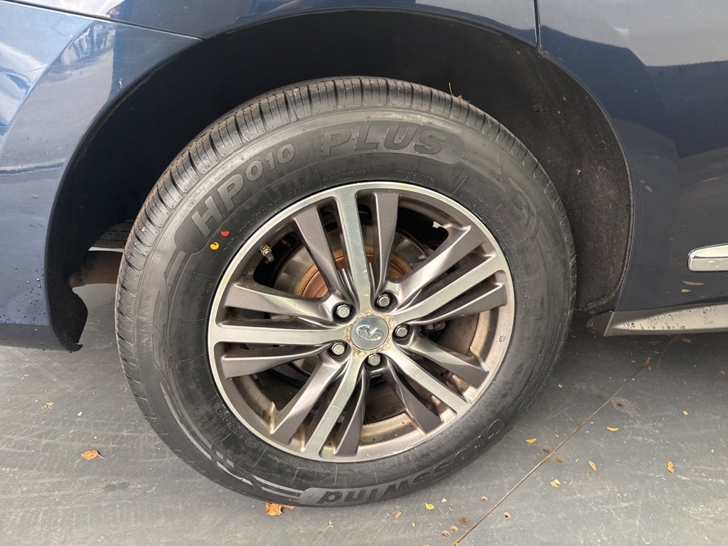 2017 INFINITI QX60 Base