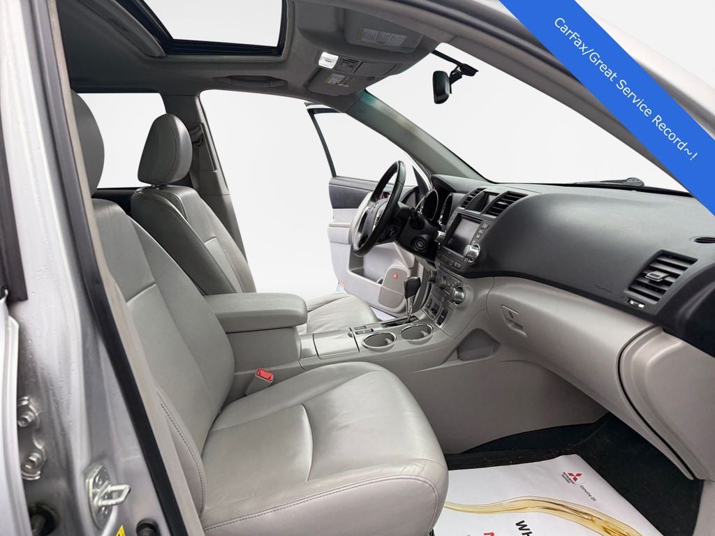 2012 Toyota Highlander SE