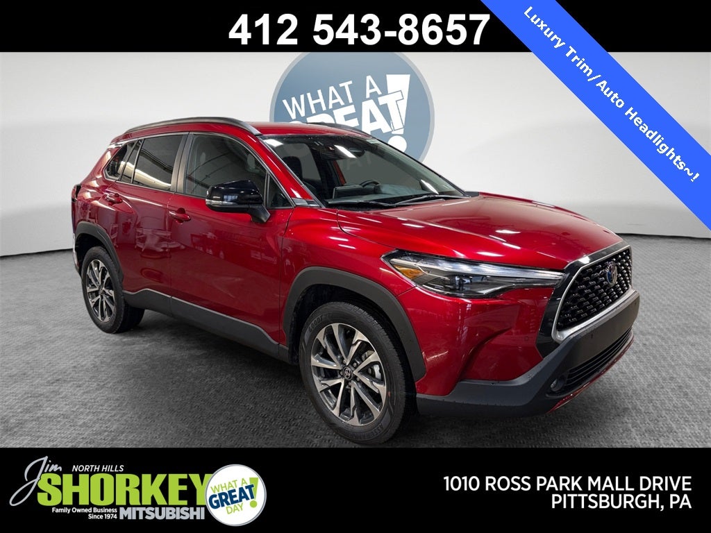 2025 Toyota Corolla Cross XLE