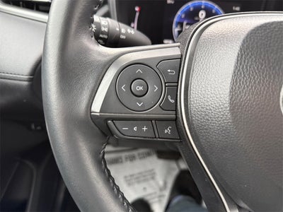 2025 Toyota Corolla Cross XLE