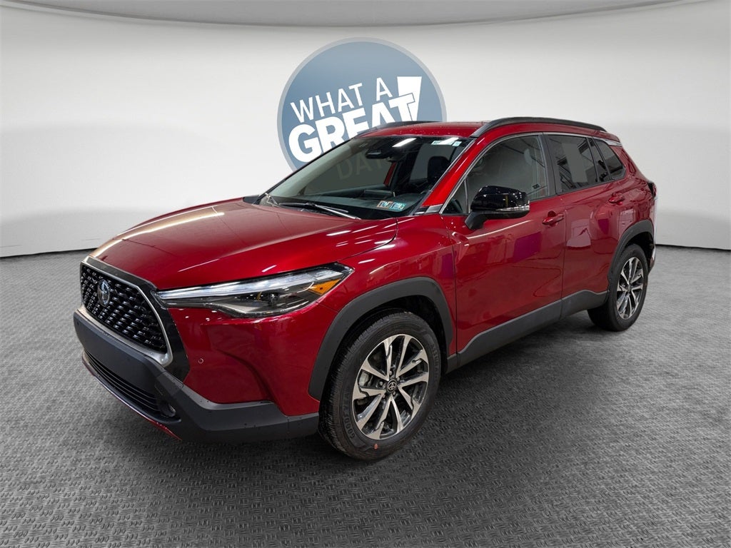 2025 Toyota Corolla Cross XLE