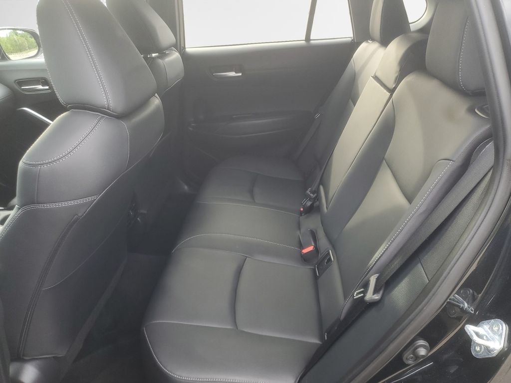 2025 Toyota Corolla Cross XLE