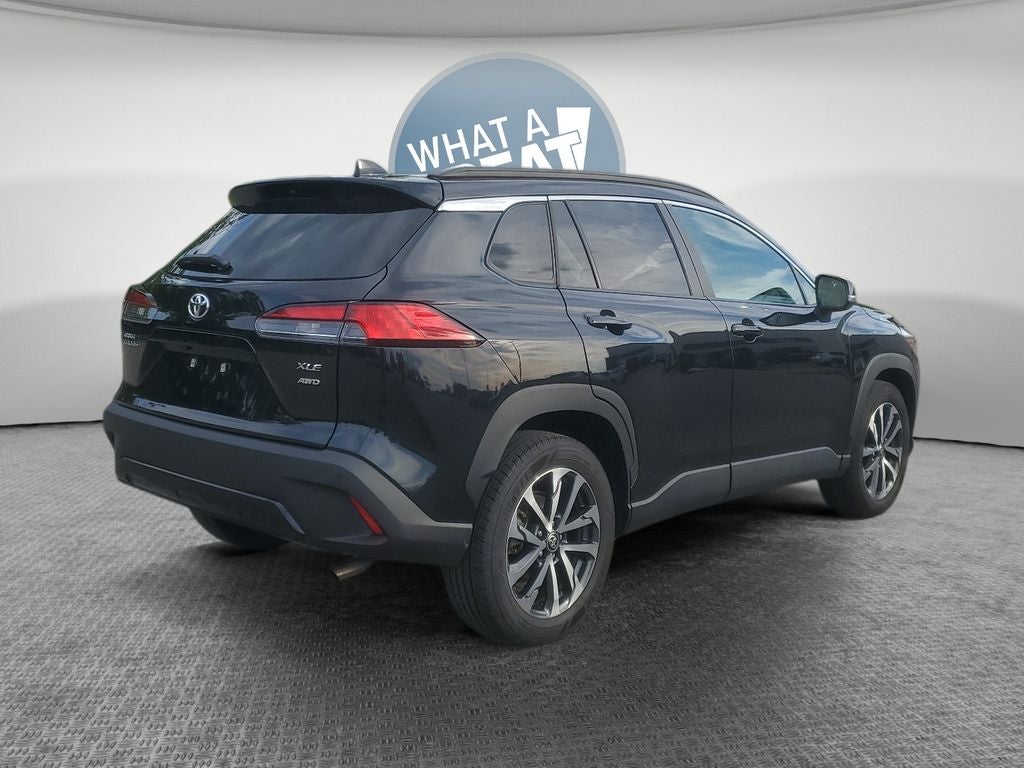 2025 Toyota Corolla Cross XLE