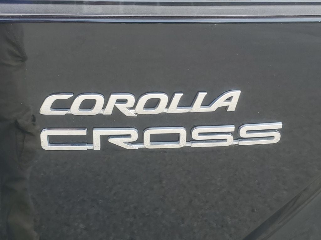 2025 Toyota Corolla Cross XLE