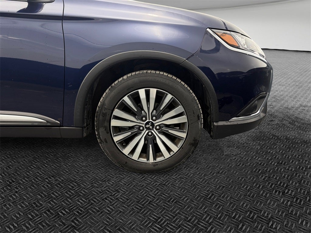 2020 Mitsubishi Outlander SE