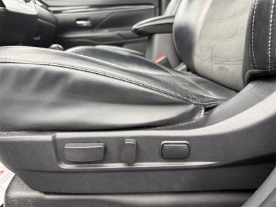 2020 Mitsubishi Outlander SE