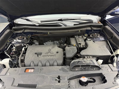 2020 Mitsubishi Outlander SE