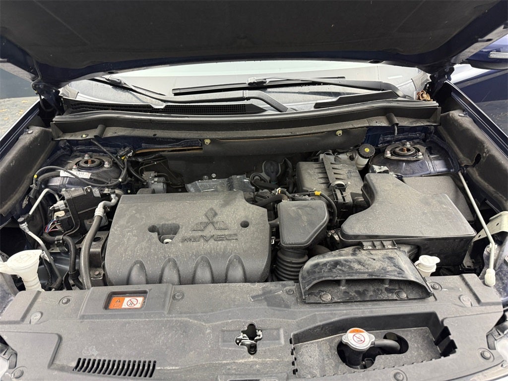 2020 Mitsubishi Outlander SE