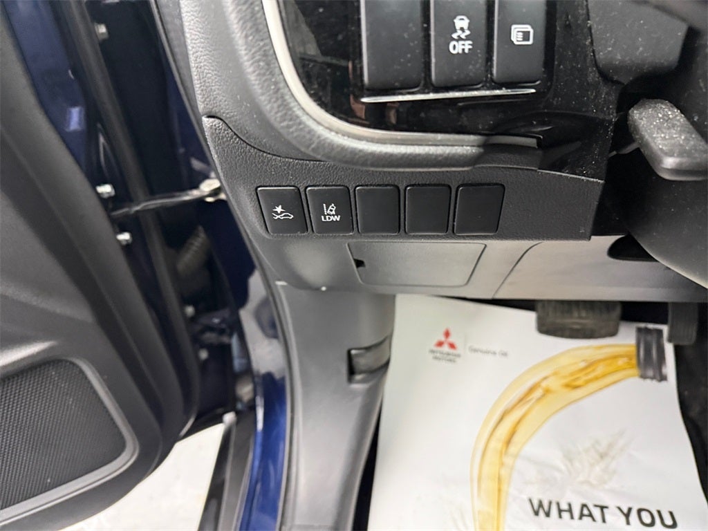 2020 Mitsubishi Outlander SE