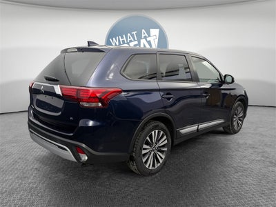 2020 Mitsubishi Outlander SE