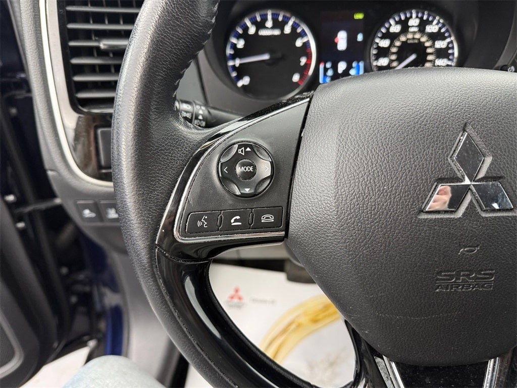 2020 Mitsubishi Outlander SE