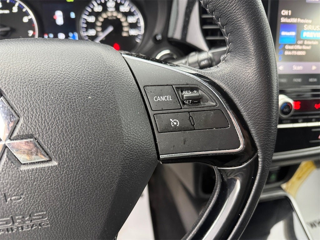 2020 Mitsubishi Outlander SE