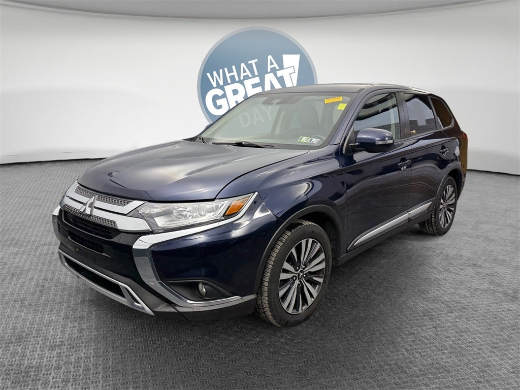 2020 Mitsubishi Outlander SE