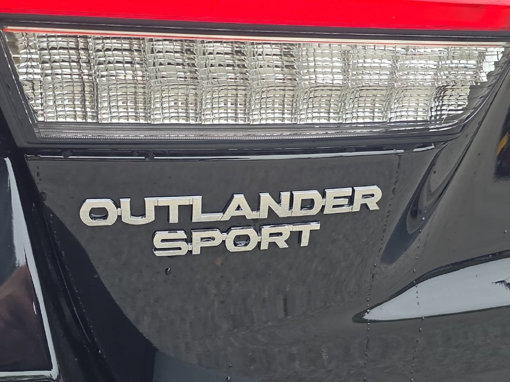 2027 Mitsubishi Outlander Sport 2.0 SE