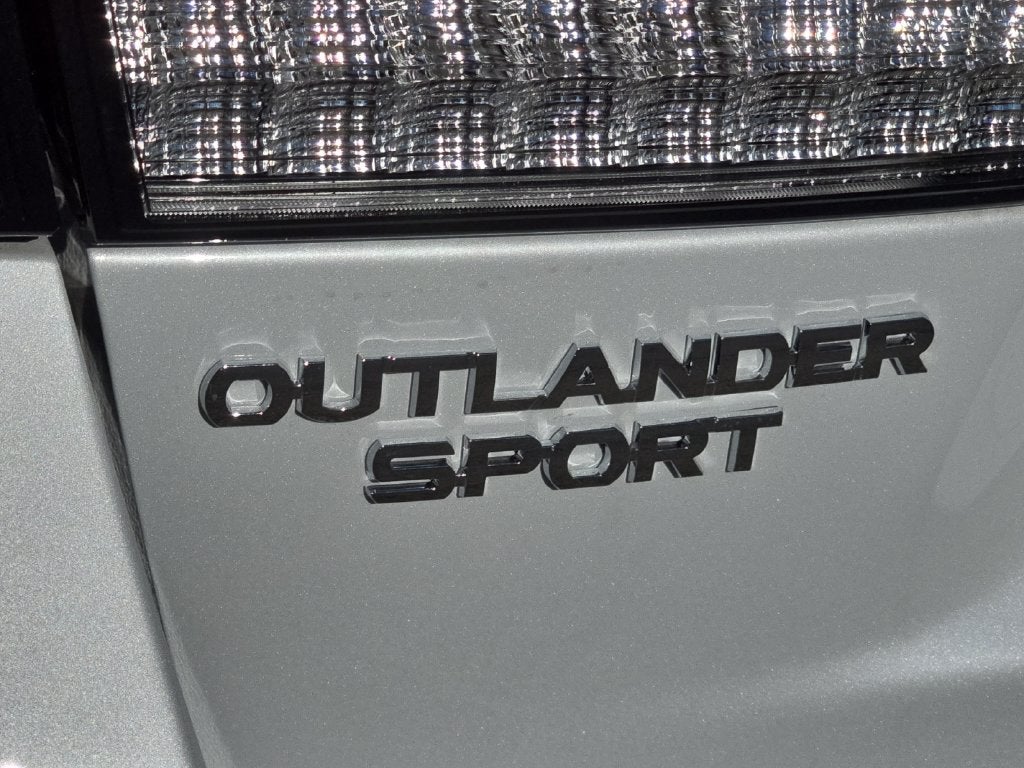 2027 Mitsubishi Outlander Sport 2.0 LE