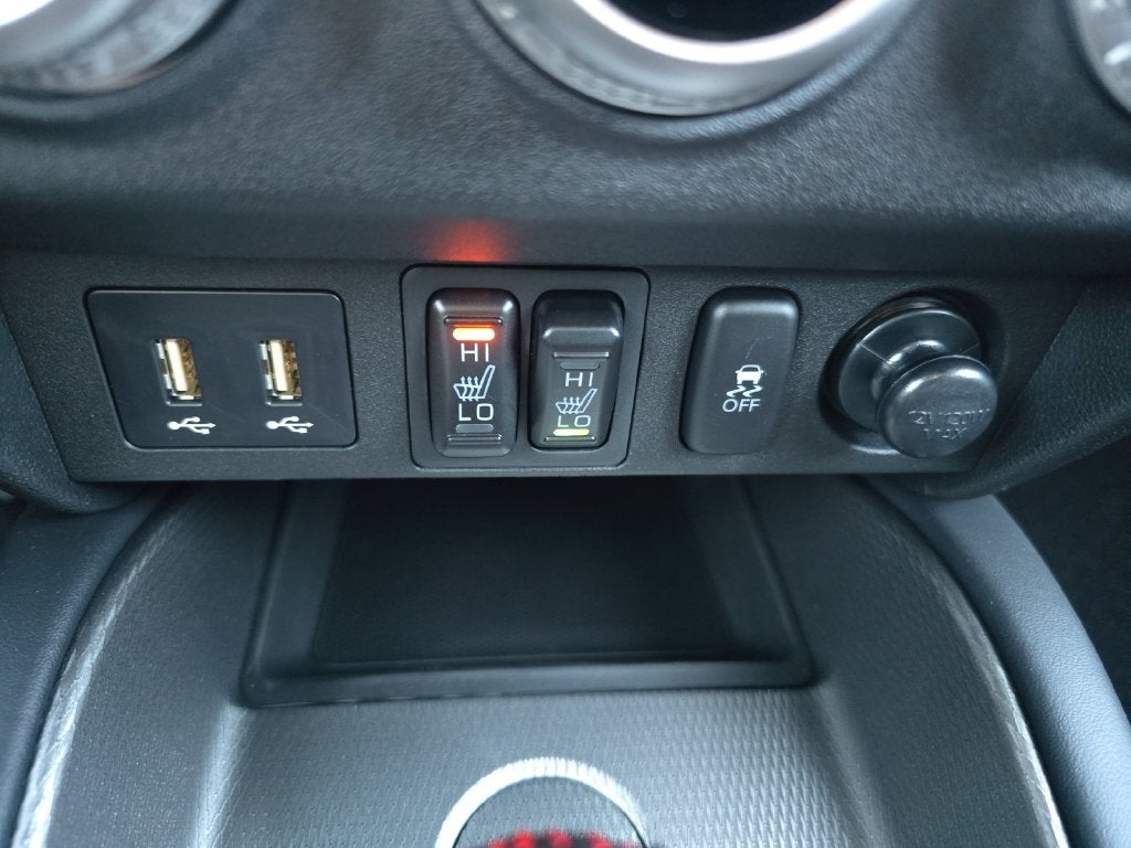 2027 Mitsubishi Outlander Sport 2.0 LE
