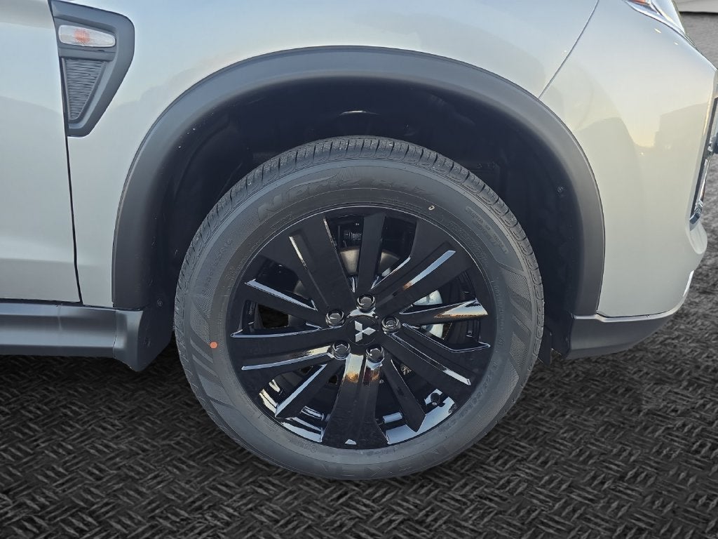 2027 Mitsubishi Outlander Sport 2.0 LE