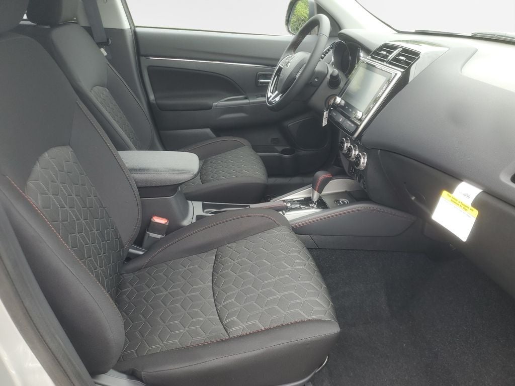 2026 Mitsubishi Outlander Sport 2.0 LE