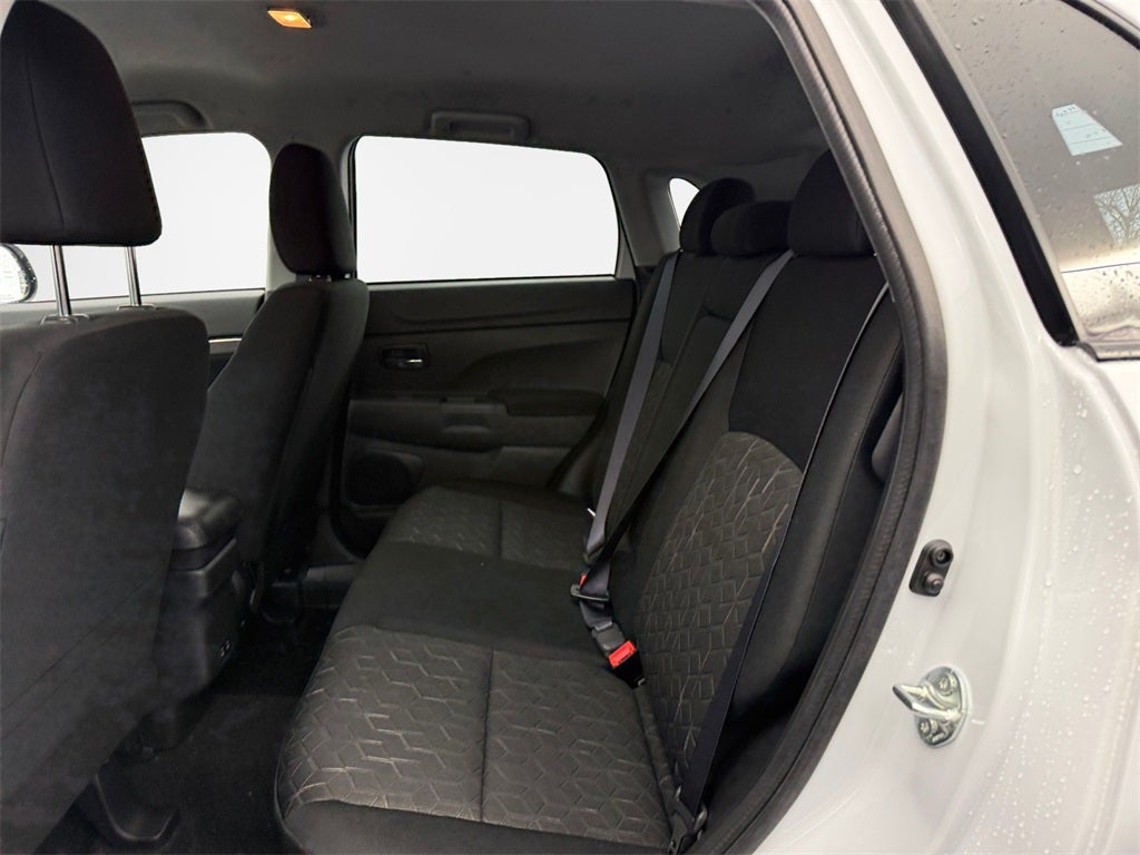 2026 Mitsubishi Outlander Sport 2.0 LE