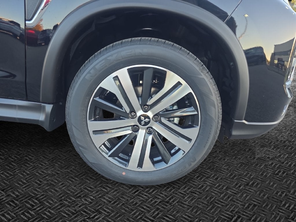 2027 Mitsubishi Outlander Sport 2.0 SE