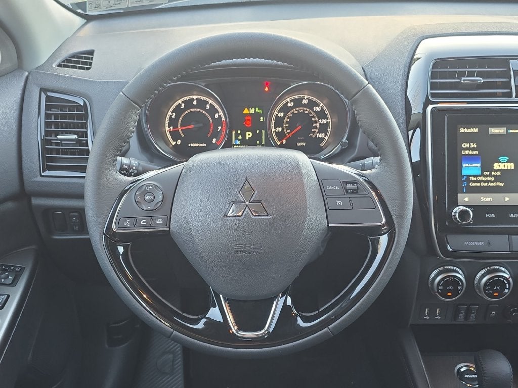 2027 Mitsubishi Outlander Sport 2.0 SE