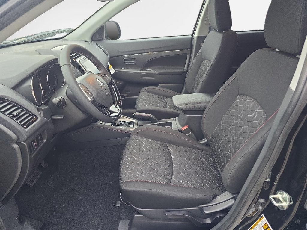 2027 Mitsubishi Outlander Sport 2.0 LE