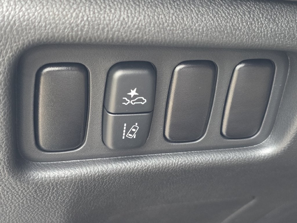 2027 Mitsubishi Outlander Sport 2.0 LE