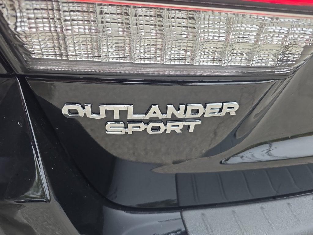 2027 Mitsubishi Outlander Sport 2.0 LE