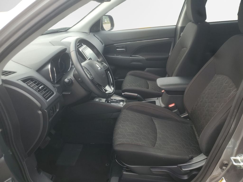 2025 Mitsubishi Outlander Sport Base