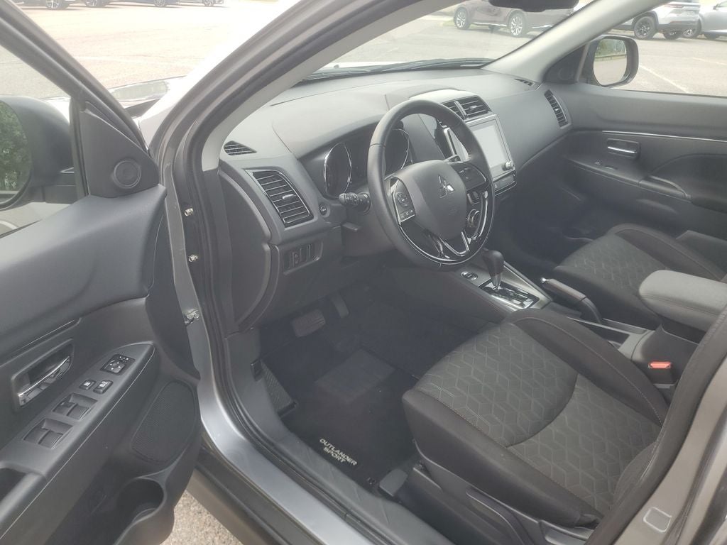 2025 Mitsubishi Outlander Sport Base