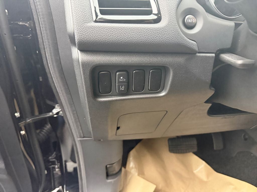 2026 Mitsubishi Outlander Sport 2.0 LE