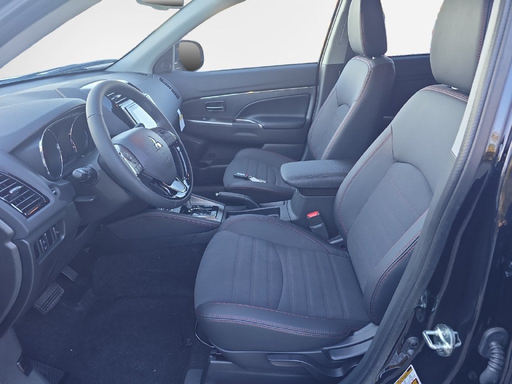2027 Mitsubishi Outlander Sport 2.0 SE