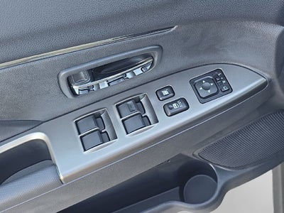 2027 Mitsubishi Outlander Sport 2.0 SE