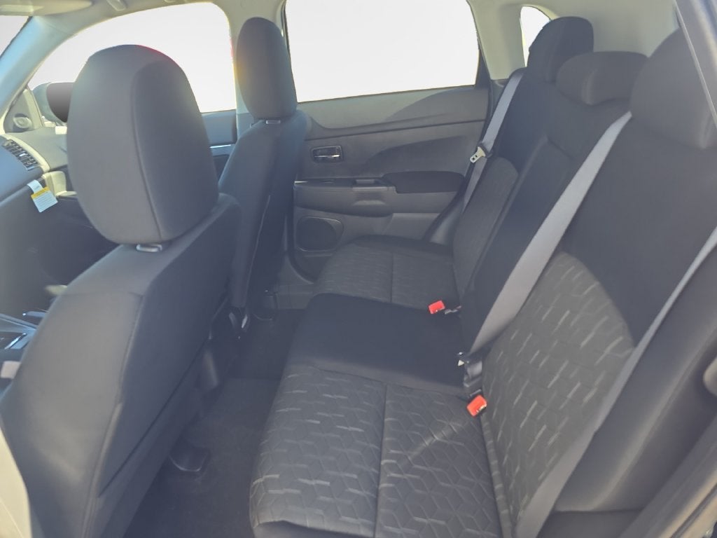 2027 Mitsubishi Outlander Sport 2.0 ES
