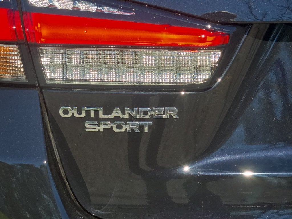 2027 Mitsubishi Outlander Sport 2.0 ES