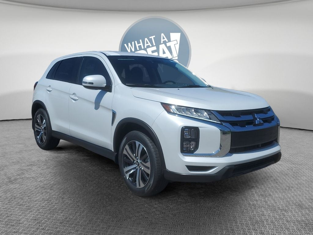 2026 Mitsubishi Outlander Sport's photo
