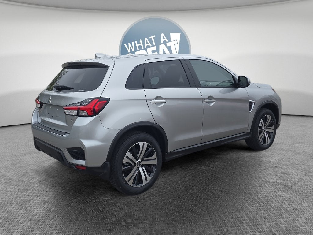 2027 Mitsubishi Outlander Sport 2.0 SE